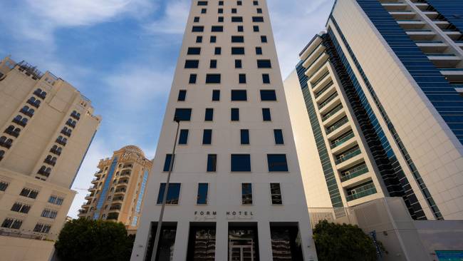 FORM Hotel Dubai Al Jaddaf, A Member of Design Hotels™ inkl. Ausflugspaket