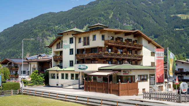 Hotel Alpina