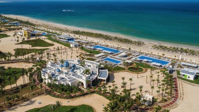 Hotel Riu Karamboa