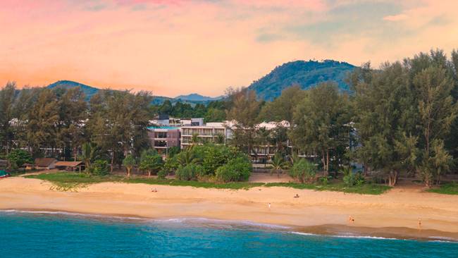 Radisson Blu Resort, Phuket Mai Khao Beach