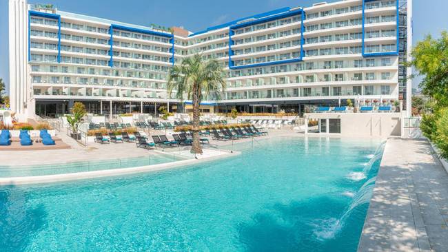 L'Azure Hotel - moderner Lifestyle an der Costa Brava
