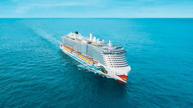 AIDAcosma - Westliches Mittelmeer & Mar Hotels Playa de Muro Suites