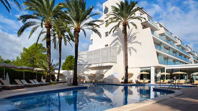 Mar Hotels Playa de Muro Suites