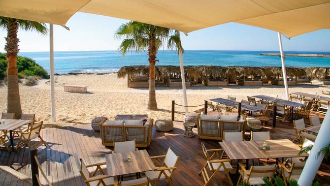 Asterias Beach Hotel - HOLIDAYCHECK Award 2026 - 10=7 - Upgrade All Inclusive