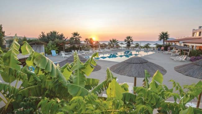 5* Kouros Palace Hotel - 10=7 - Wiedereröffnung - Upg. Deluxe Suite und UAI