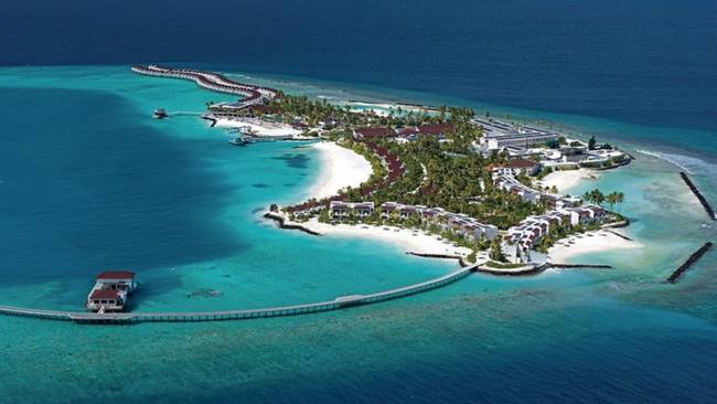 Oblu Xperience Ailafushi - HolidayCheck Award 25 u. 26 - Upg. Beach-Villa und All Inclusive