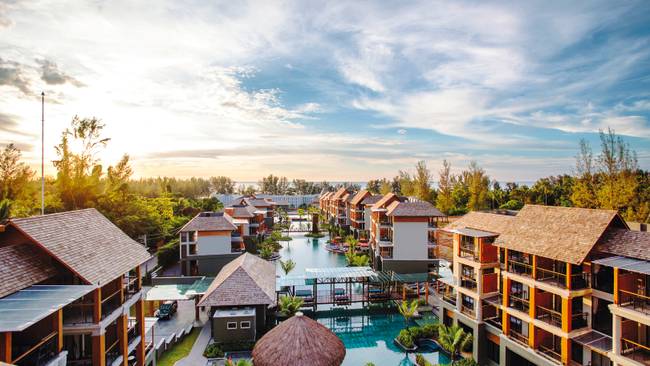 MAI Khao Lak Beach Resort & Spa - 5* Badeurlaub zum BESTEN Preis!